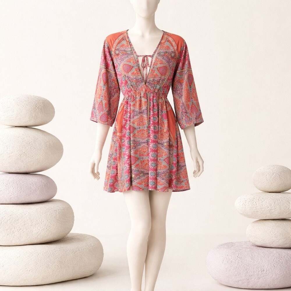 Krush Kandy Women's Size L Paisley Print V-Neck Mini Dress